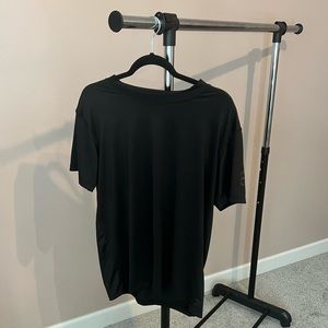 NWOT MENS Size Large, Black Bear Athletic Shirt